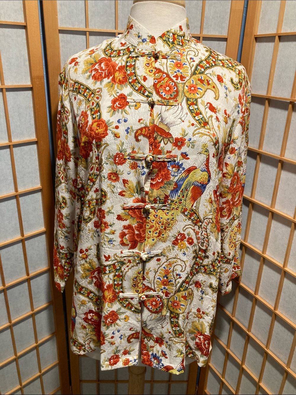 100% Silk Mandarin Style Women’s Blouse by Drapers & Damon’s Size Large
